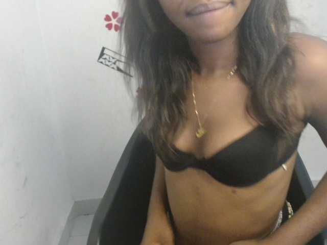 Nastywet-eva live cam on BongaCams