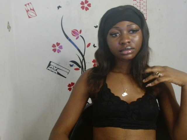 Nastywet-eva live webcam show
