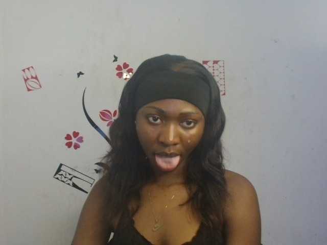 Nastywet-eva live cam on BongaCams