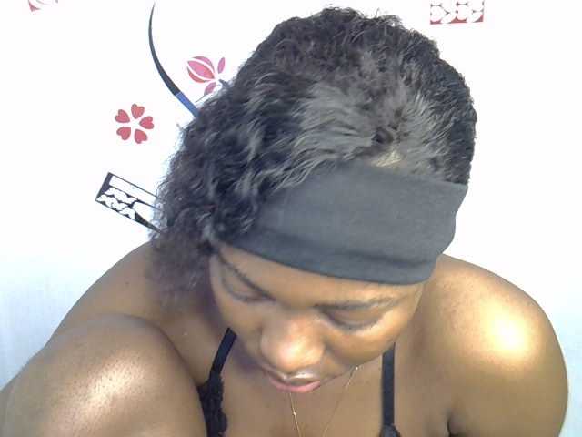 Nastywet-eva live cam on BongaCams
