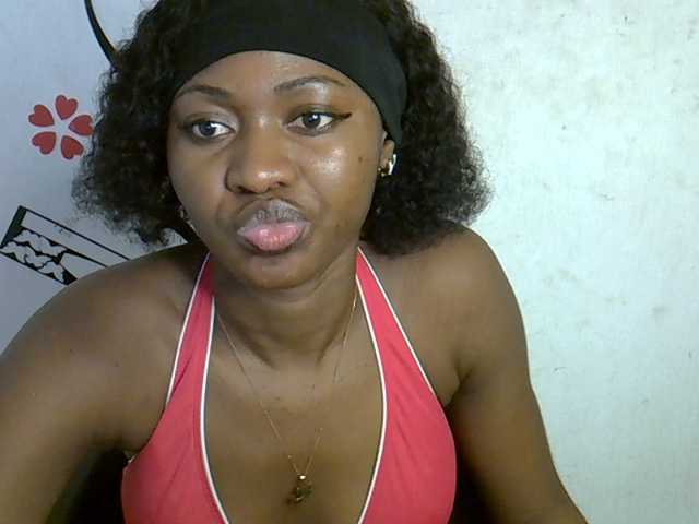 Nastywet-eva live cam on BongaCams