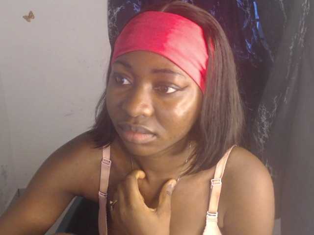 Nastywet-eva live cam on BongaCams