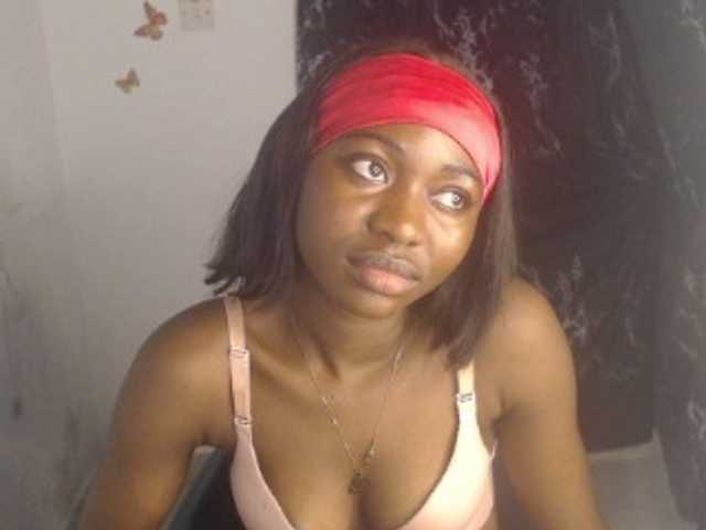 Nastywet-eva live cam on BongaCams