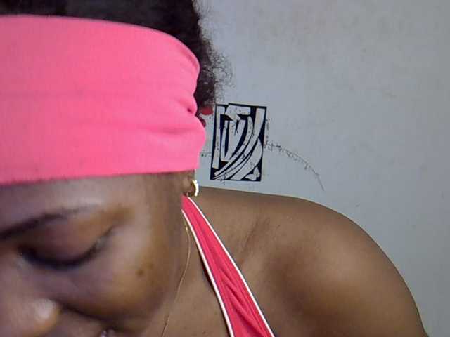 Nastywet-eva live cam on BongaCams