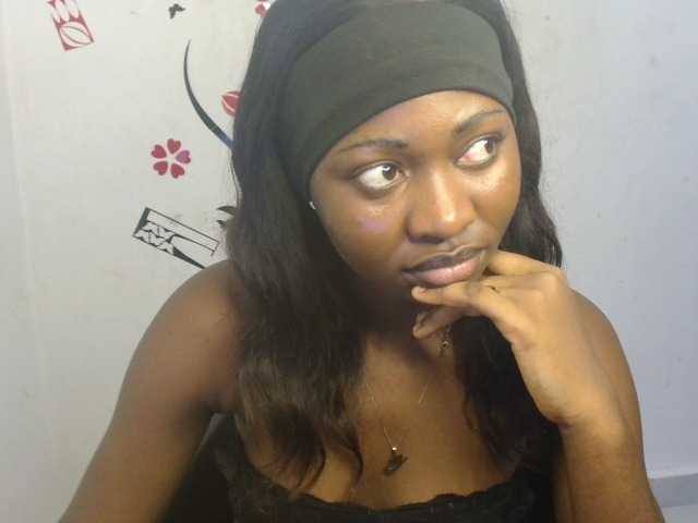 Nastywet-eva live cam on BongaCams