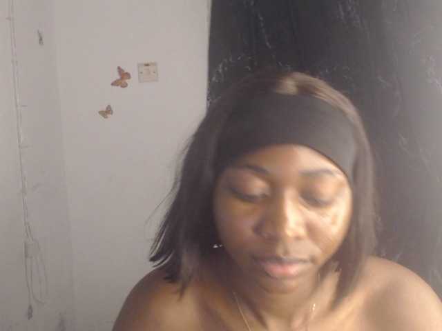 Nastywet-eva live cam on BongaCams