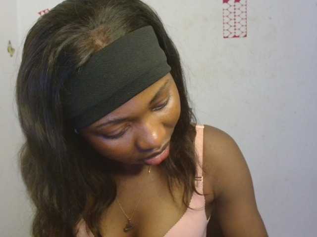 Nastywet-eva live cam on BongaCams