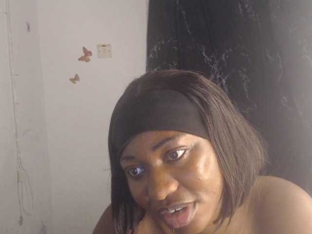 Nastywet-eva live cam on BongaCams