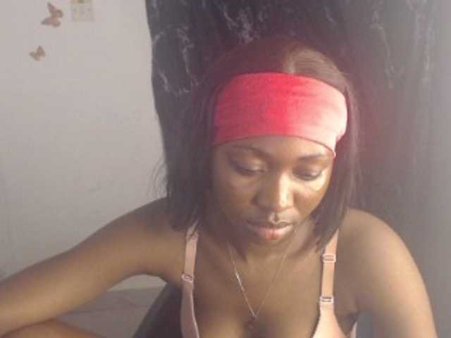 Nastywet-eva live cam on BongaCams