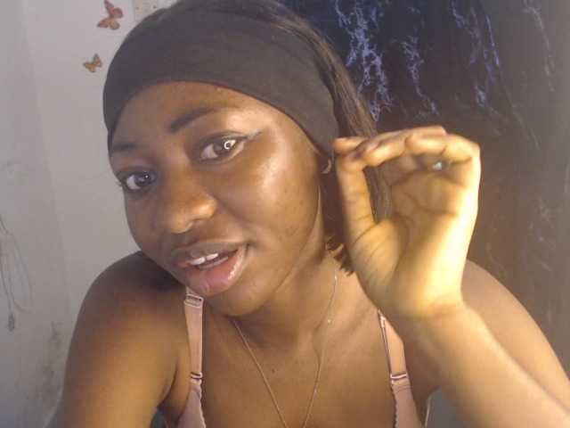 Nastywet-eva live cam on BongaCams