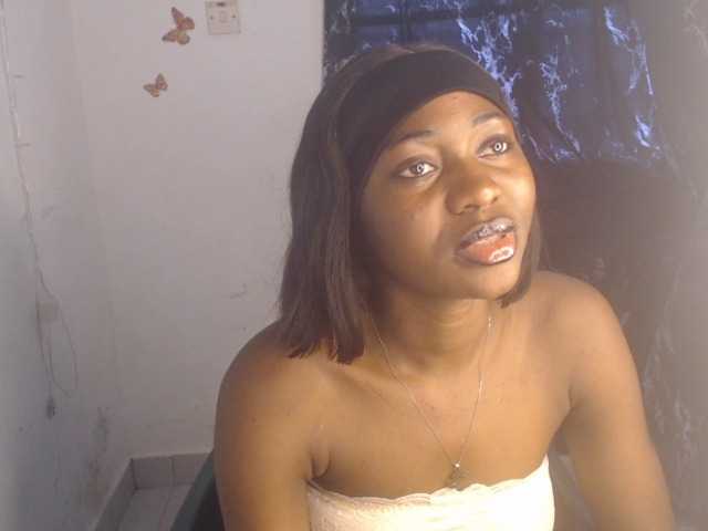 Nastywet-eva live cam on BongaCams