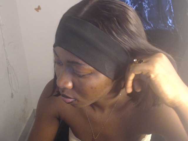 Nastywet-eva live cam on BongaCams