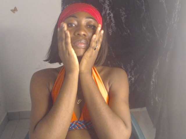 Nastywet-eva live cam on BongaCams