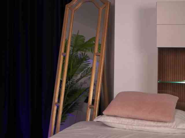 AlyonaKatya Live Webcam on BongaCams