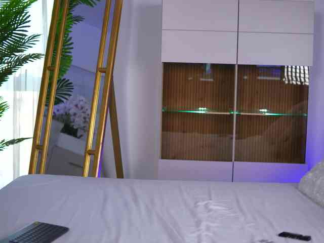 AlyonaKatya Live Webcam on BongaCams
