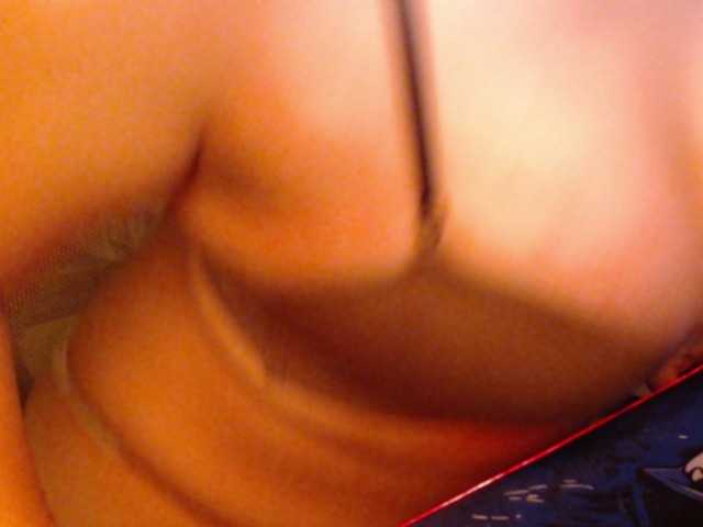 DanielaWilzon live cam on BongaCams