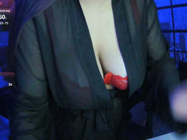 AgathaMyers live cam on BongaCams