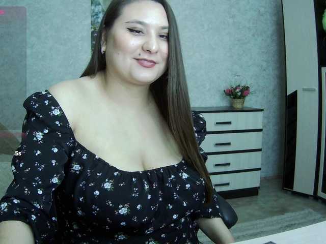 AgathaMyers live webcam show