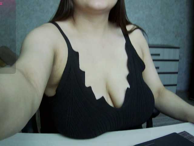AgathaMyers live cam on BongaCams