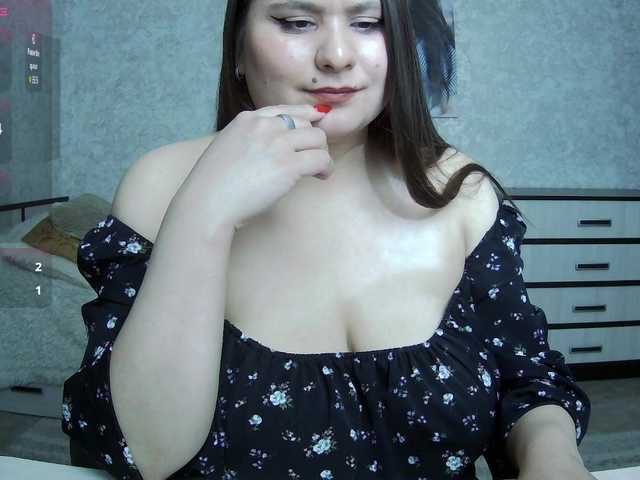 AgathaMyers live cam on BongaCams