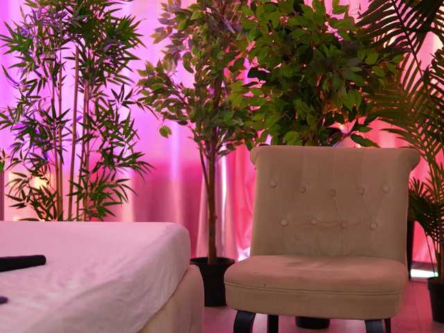 RosalieFleur live cam on BongaCams