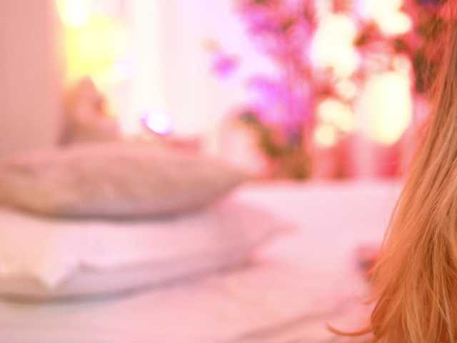 RosalieFleur live cam on BongaCams