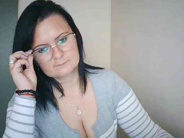 Model: SonjaHot