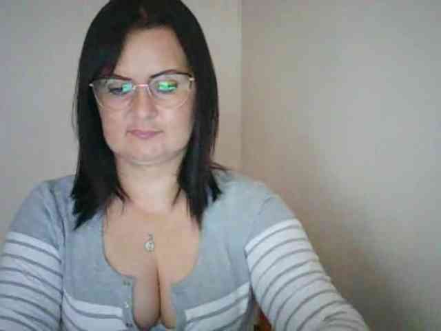 Model: SonjaHot