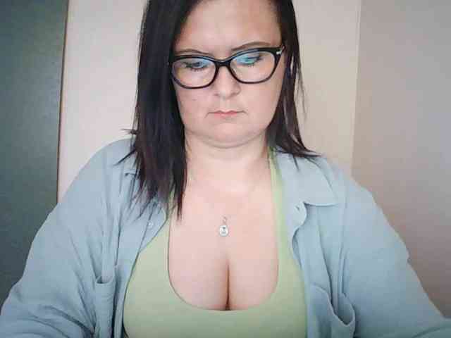 Model: SonjaHot