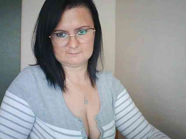 Model: SonjaHot