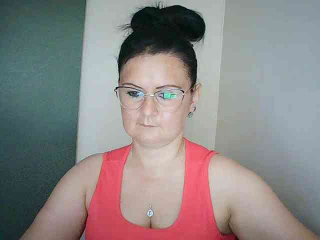 Model: SonjaHot