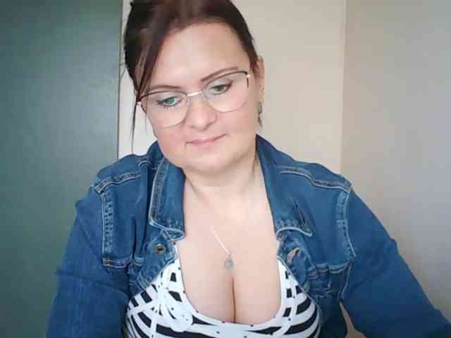 Model: SonjaHot