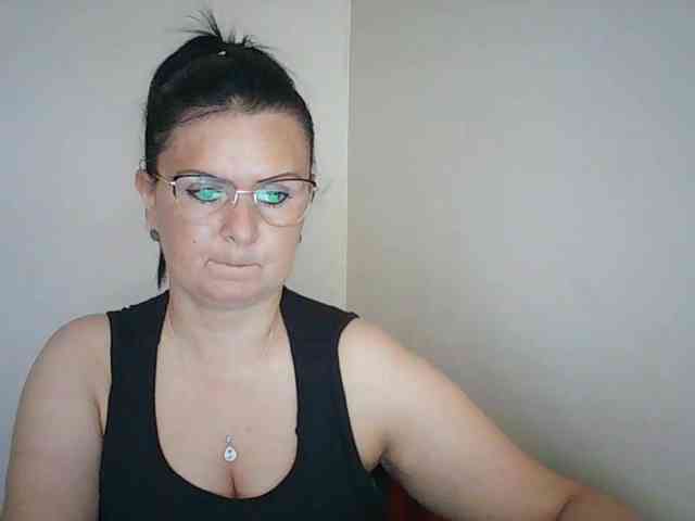 Model: SonjaHot