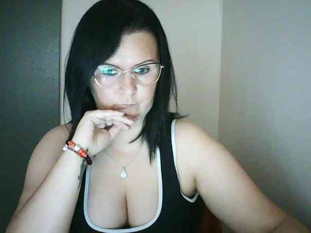 Model: SonjaHot