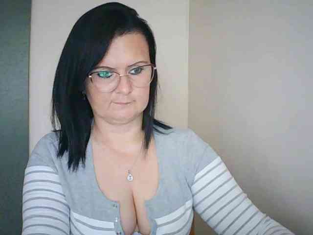 Model: SonjaHot