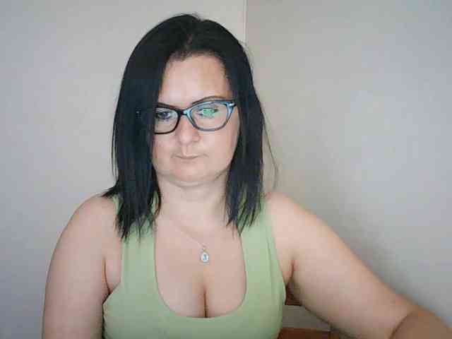 Model: SonjaHot