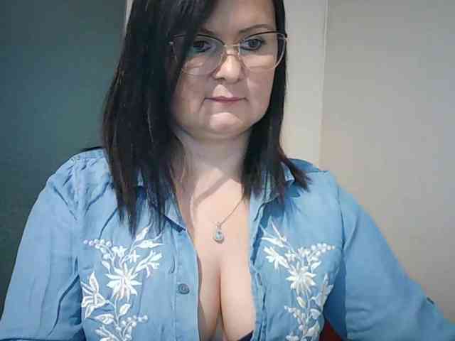Model: SonjaHot