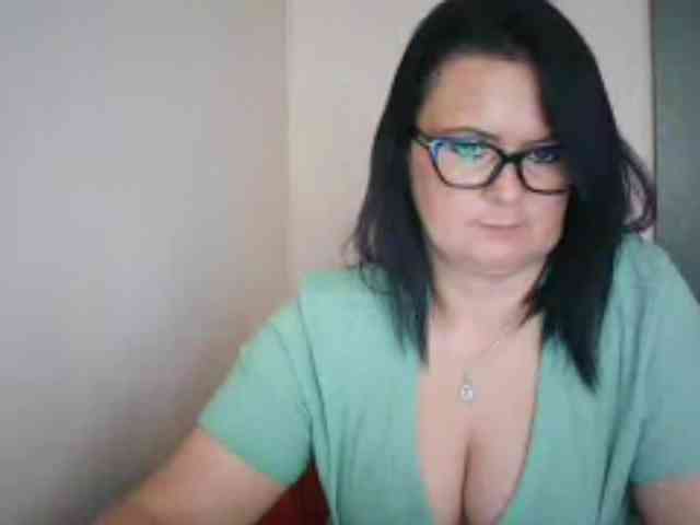 Model: SonjaHot