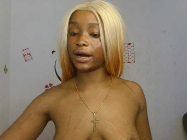 Naughty-choco live cam on BongaCams