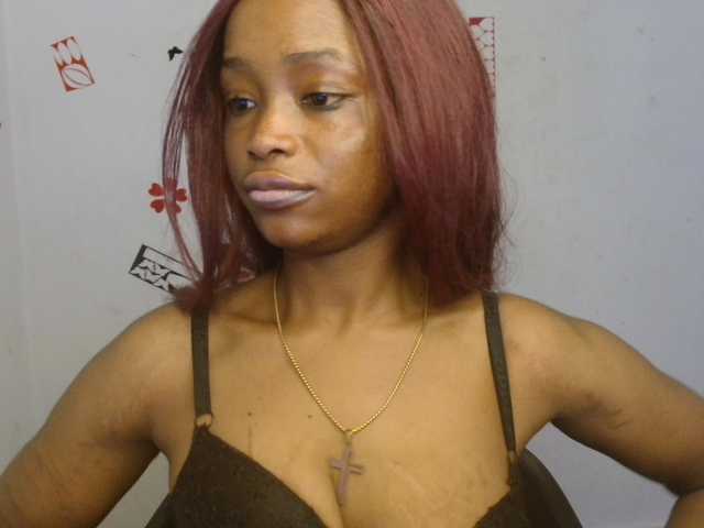 Naughty-choco live cam on BongaCams