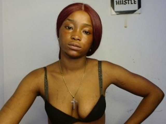 Naughty-choco live cam on BongaCams