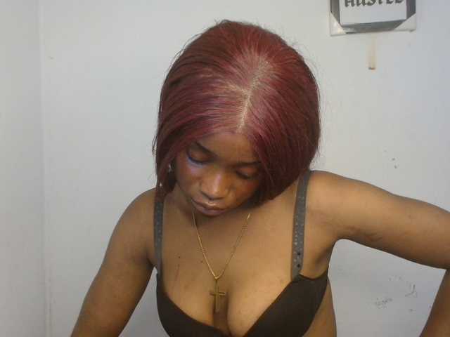 Naughty-choco live cam on BongaCams