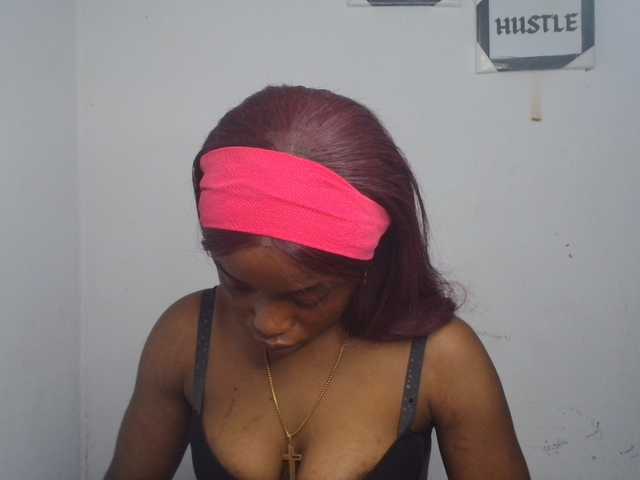 Naughty-choco live cam on BongaCams
