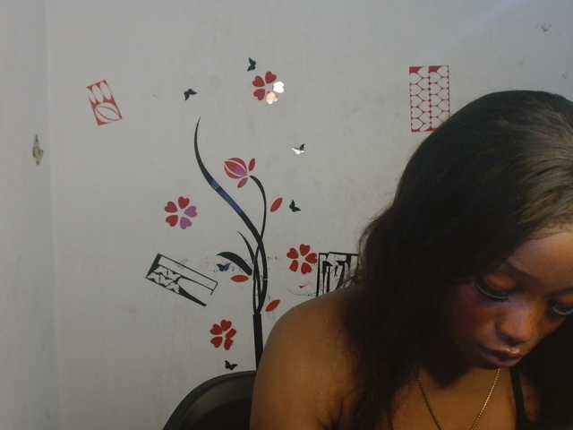 Naughty-choco live cam on BongaCams