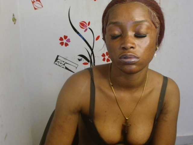Naughty-choco live cam on BongaCams
