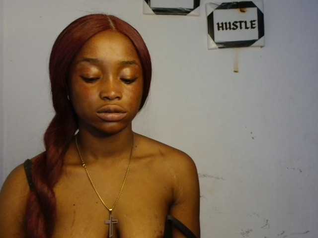 Naughty-choco live cam on BongaCams