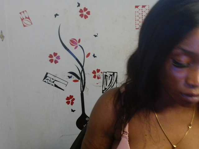 Naughty-choco live cam on BongaCams