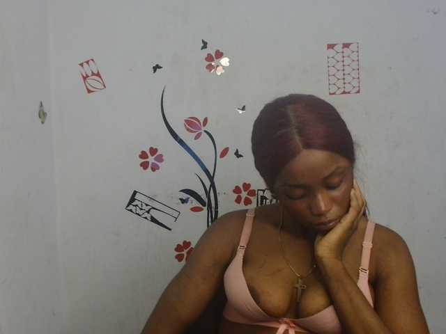 Naughty-choco live cam on BongaCams