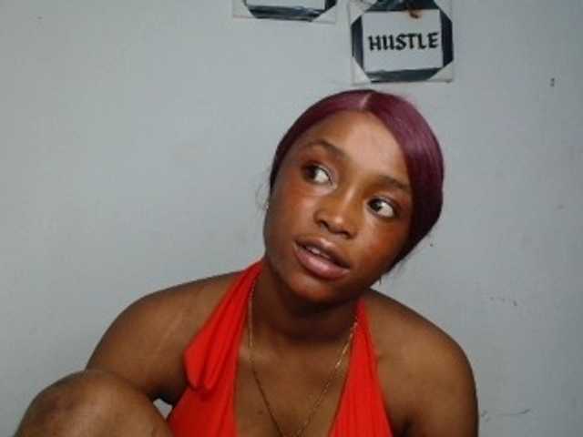 Naughty-choco live cam on BongaCams