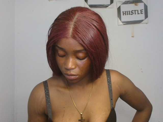 Naughty-choco live cam on BongaCams